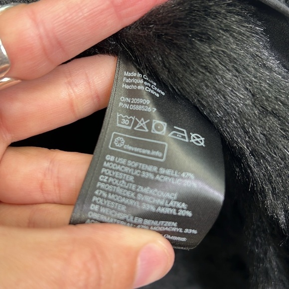 H&M - NWT Black Suede Like Lined Black Faux Fur Button Down Pockets Coat Size 2 - Picture 7 of 13